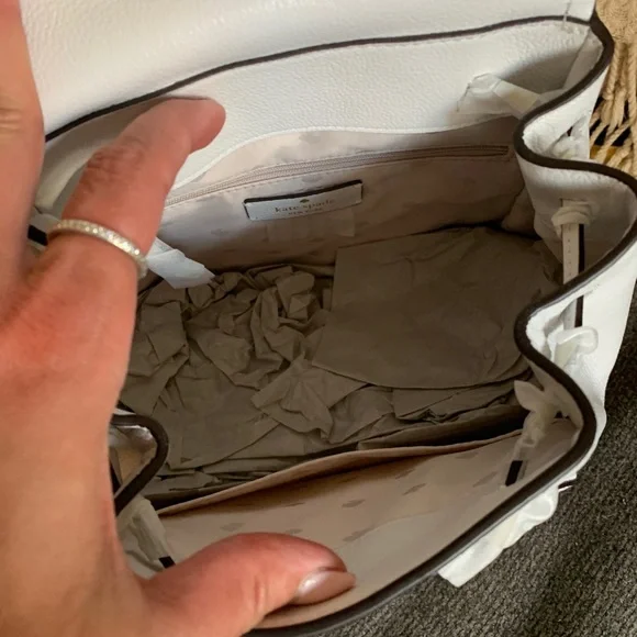 Authentic KATE SPADE Leather Flap drawstring rainbow🌈medium backpack - Picture 7 of 15